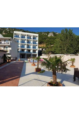 Muntenegru! HOTEL NOU 4*!  de la 560 €!